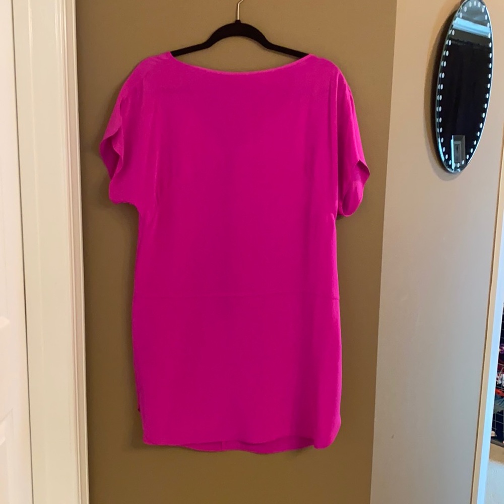 Vibrant pink Milly